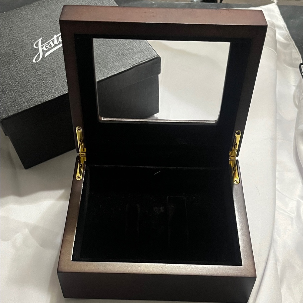 Jostens Wooden Jewelry Box - dark cherry - Picture 4 of 7